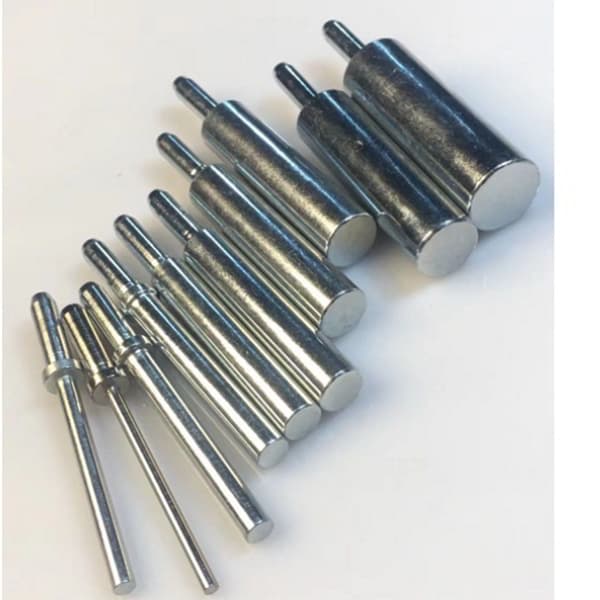 Flat Pin